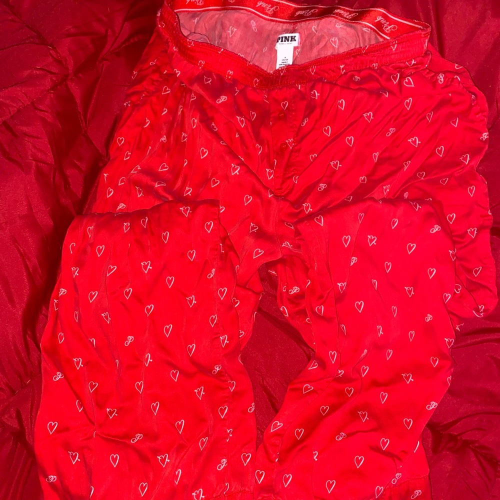PINK Victoria's Secret Red HEART PAJAMA PANTS SLEEP WEAR